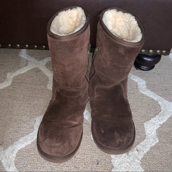 UGG Sunset Boots w/zipper - Picture 4 of 6